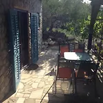 Lili Apartments, Sv Dunata 18 Kornić
