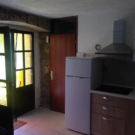 Lili Apartments, Sv Dunata 18 * Kornić