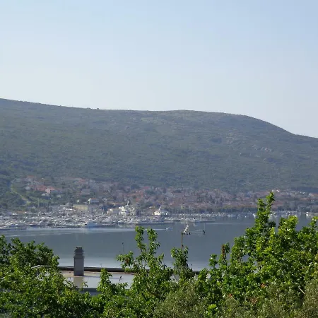 Lili Apartments, Sv Dunata 18 Apartmán *