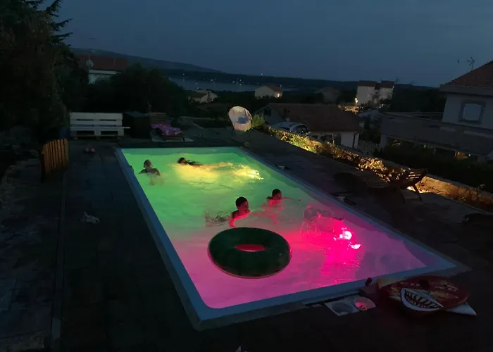 Lili Apartments, Sv Dunata 18